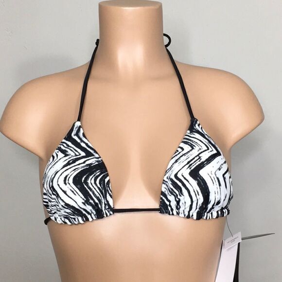 New. Volcom reversible bikini top. - Picture 2 of 9